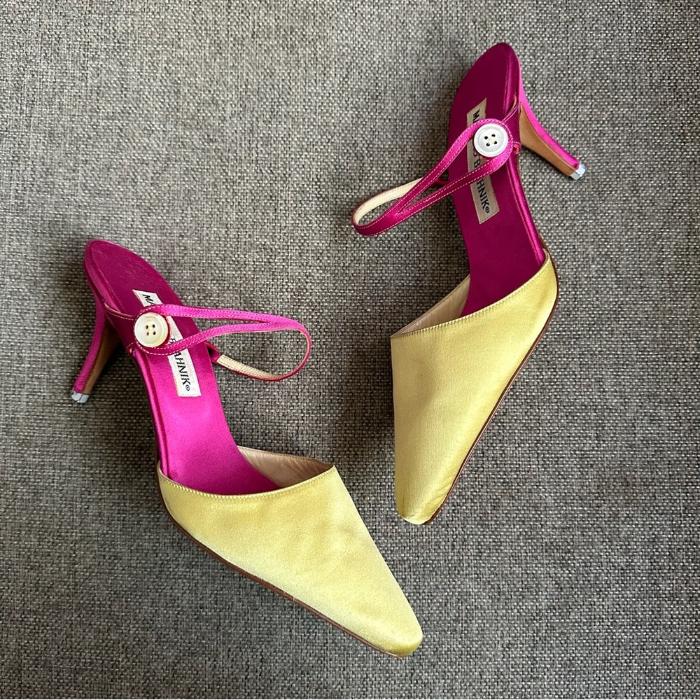 Vintage Manolo Blahnik satin mules - Picture 3 of 8